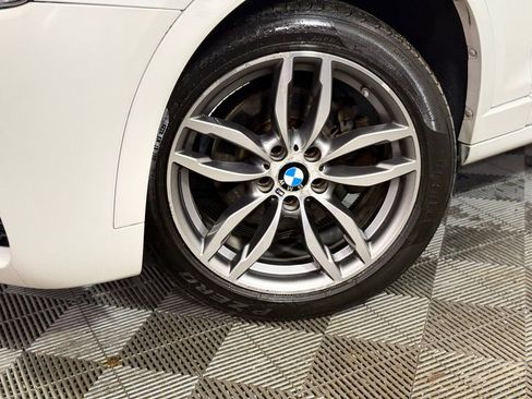 Used 2016 BMW X4 xDrive28i image 2