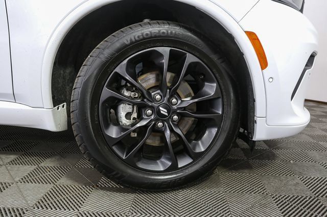 Used 2025 Dodge Durango R/T w/ Blacktop Package AWD/4WD image 16