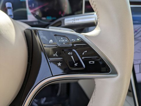 Used 2022 Mercedes-Benz S 500 4MATIC image 19