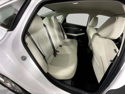 Certified 2025 Hyundai Sonata SE FWD image 23