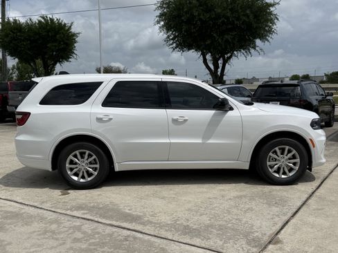 New 2026 Dodge Durango GT image 3