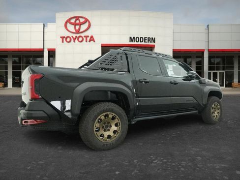 New 2026 Toyota Tacoma 4x4 Double Cab Hybrid image 4