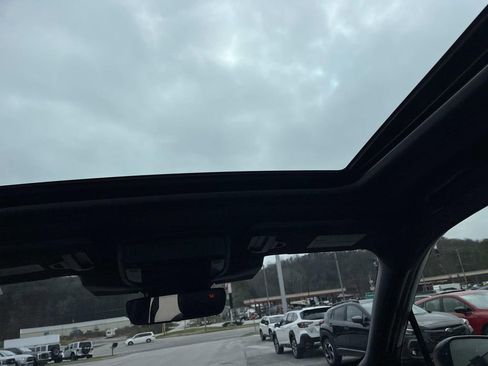 New 2025 Subaru Forester Limited image 17