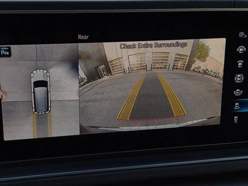 Used 2021 Mercedes-Benz GLS 450 4MATIC image 11