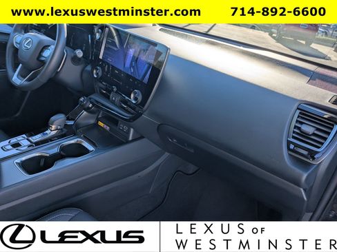 Used 2025 Lexus NX 350h NX 350h Premium image 6