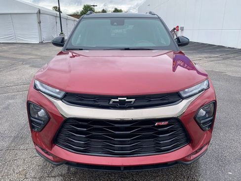 Used 2021 Chevrolet TrailBlazer RS w/ Convenience Package FWD image 2