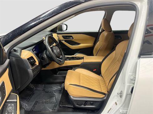 Used 2023 Nissan Rogue Platinum w/ Platinum Premium Package image 22