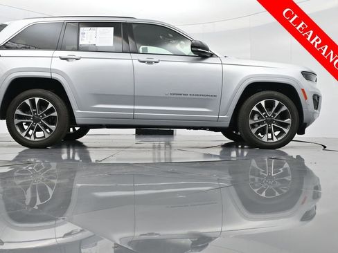 Used 2023 Jeep Grand Cherokee Overland image 43