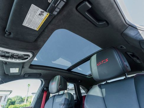 Used 2024 Porsche Macan GTS image 77