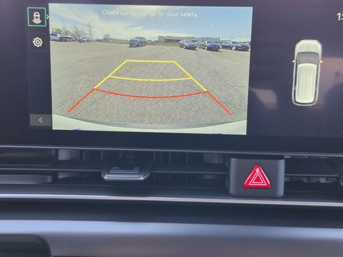 New 2026 Kia Carnival FWD image 23