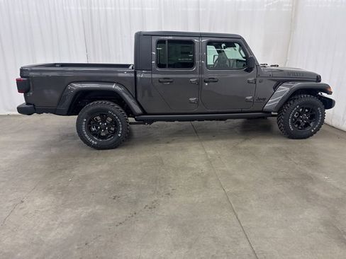Used 2025 Jeep Gladiator Willys image 26