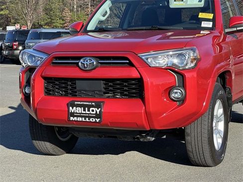 Used 2023 Toyota 4Runner SR5 image 6