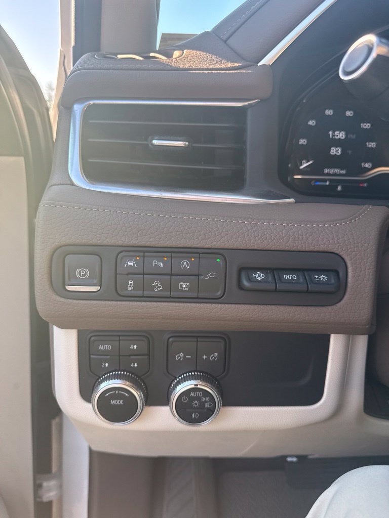 Used 2022 GMC Yukon Denali AWD/4WD image 15