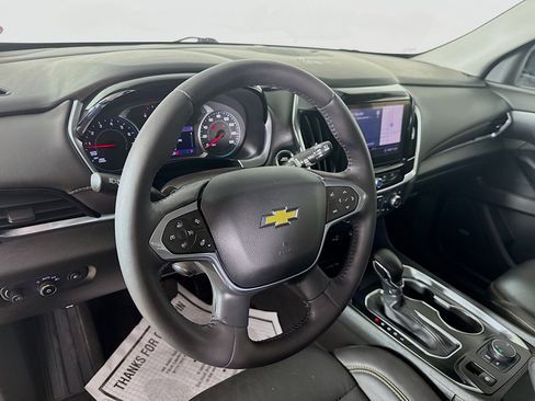 Used 2021 Chevrolet Traverse Premier w/ Redline Edition FWD image 8