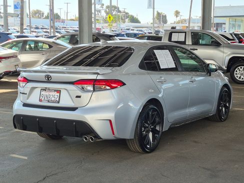 Used 2026 Toyota Corolla SE FWD image 4