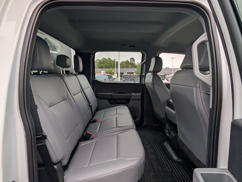 New 2025 Ford F450 XL image 8