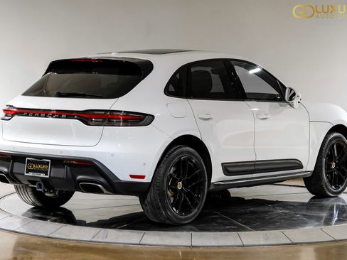 Used 2024 Porsche Macan image 10