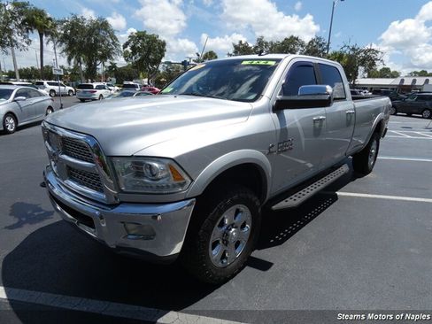 Used 2015 RAM 2500 Laramie w/ Protection Group AWD/4WD image 3