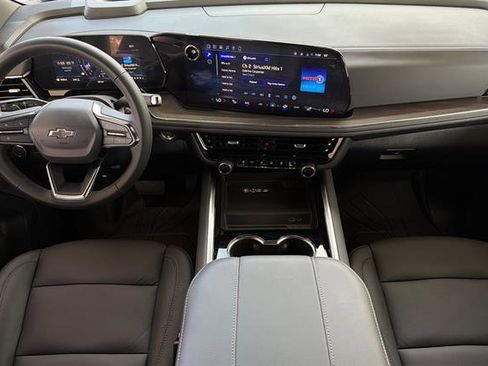 New 2026 Chevrolet Tahoe Z71 w/ Sun And Tow Package AWD/4WD image 15