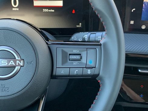 New 2026 Nissan Kicks SR image 10