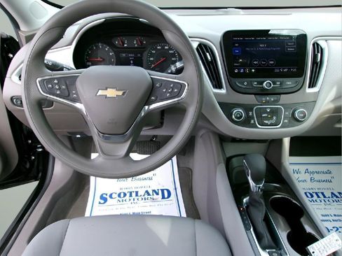 Used 2024 Chevrolet Malibu LS FWD image 11