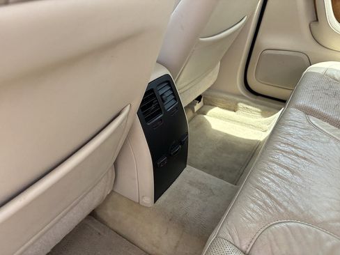 Used 2011 Lincoln MKS w/ 102A Rapid Spec Order Code FWD image 15