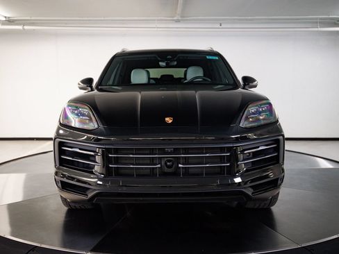 Used 2026 Porsche Cayenne S AWD/4WD image 10