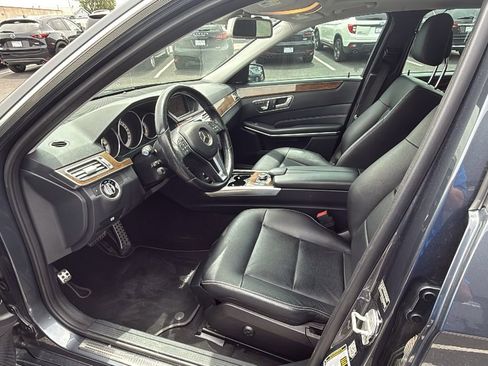 Used 2016 Mercedes-Benz E 350 4MATIC Sedan image 10