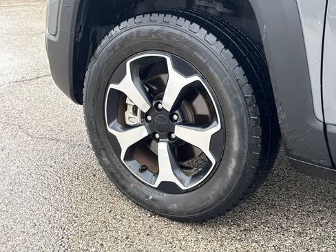 Used 2022 Jeep Renegade Trailhawk AWD/4WD image 13