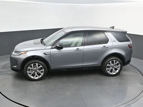 New 2026 Land Rover Discovery Sport Landmark AWD/4WD image 33