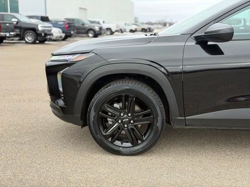 Used 2025 Chevrolet Trax ACTIV image 9