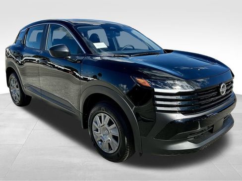 New 2026 Nissan Kicks S image 3