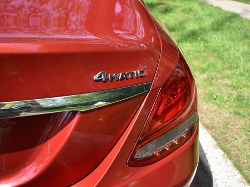 Used 2017 Mercedes-Benz C 300 4MATIC Sedan image 18