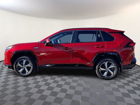 Used 2023 Toyota RAV4 SE w/ Weather & Moonroof Package AWD/4WD image 9