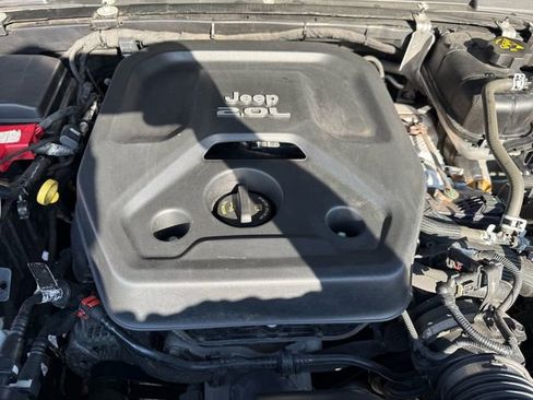 Used 2020 Jeep Wrangler Unlimited Willys image 22