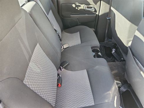 Used 2010 GMC Canyon SLE image 24