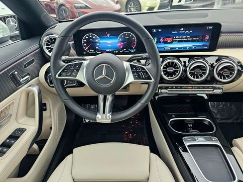 Certified 2025 Mercedes-Benz CLA 250 4MATIC image 32