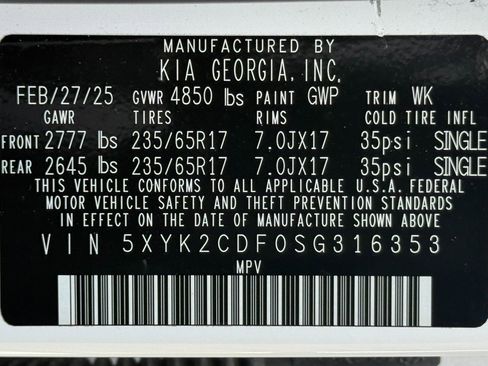 Certified 2025 Kia Sportage LX image 43