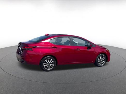 Used 2025 Nissan Versa SV FWD image 15