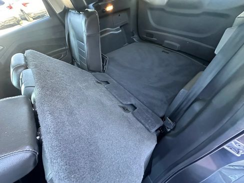 Used 2016 Ford Escape Titanium w/ Equipment Group 301A AWD/4WD image 37