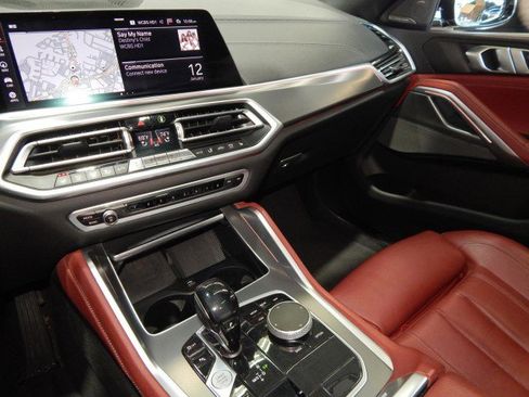 Used 2021 BMW X6 xDrive40i w/ Premium Package image 21