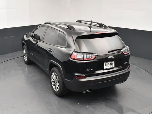 Used 2022 Jeep Cherokee Latitude Lux w/ Sun & Sound Group AWD/4WD image 16