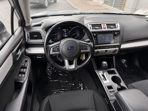 Used 2015 Subaru Outback 2.5i Premium image 11