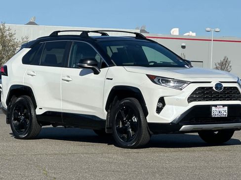 Certified 2021 Toyota RAV4 XSE image 5