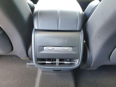 Used 2024 Lincoln Nautilus Reserve w/ Equipment Group 203A AWD/4WD image 12