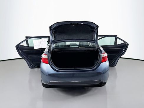 Used 2015 Toyota Corolla L FWD image 17
