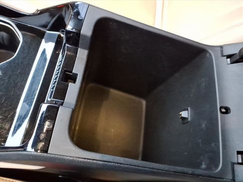 Used 2021 Jeep Grand Cherokee L Limited w/ MOPAR Finishing Package image 28