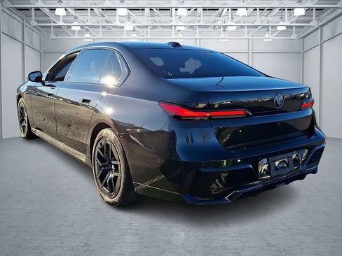 Certified 2024 BMW 740i xDrive image 7