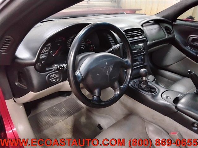 Used 2001 Chevrolet Corvette Coupe w/ Preferred Equipment Group2 RWD image 12