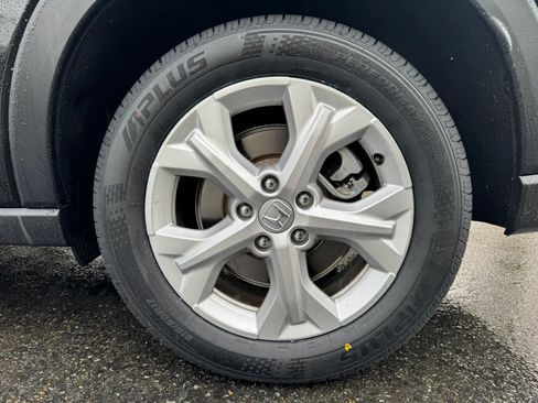 Used 2023 Honda HR-V LX image 17